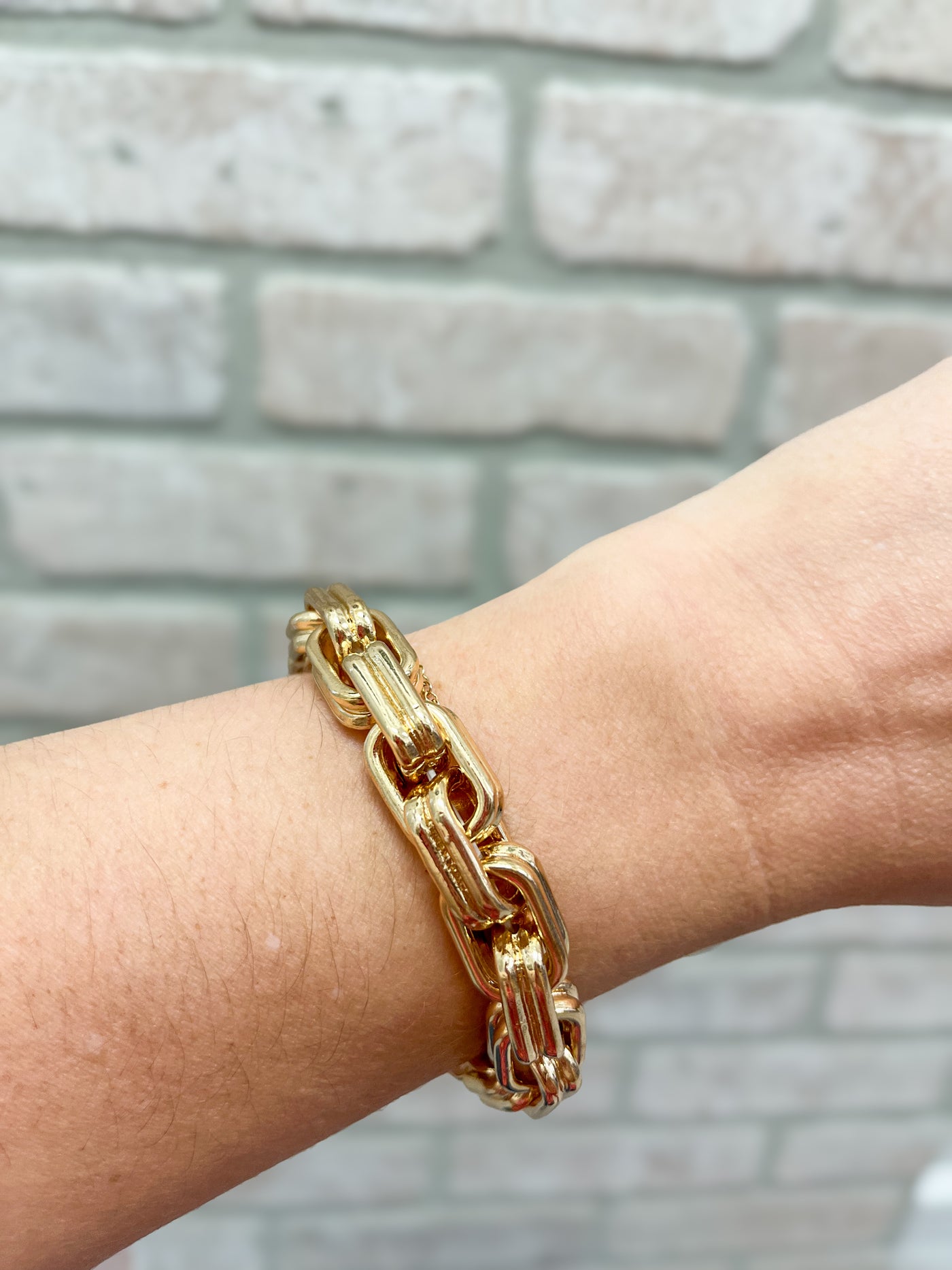 Linked In Love Gold Bracelet