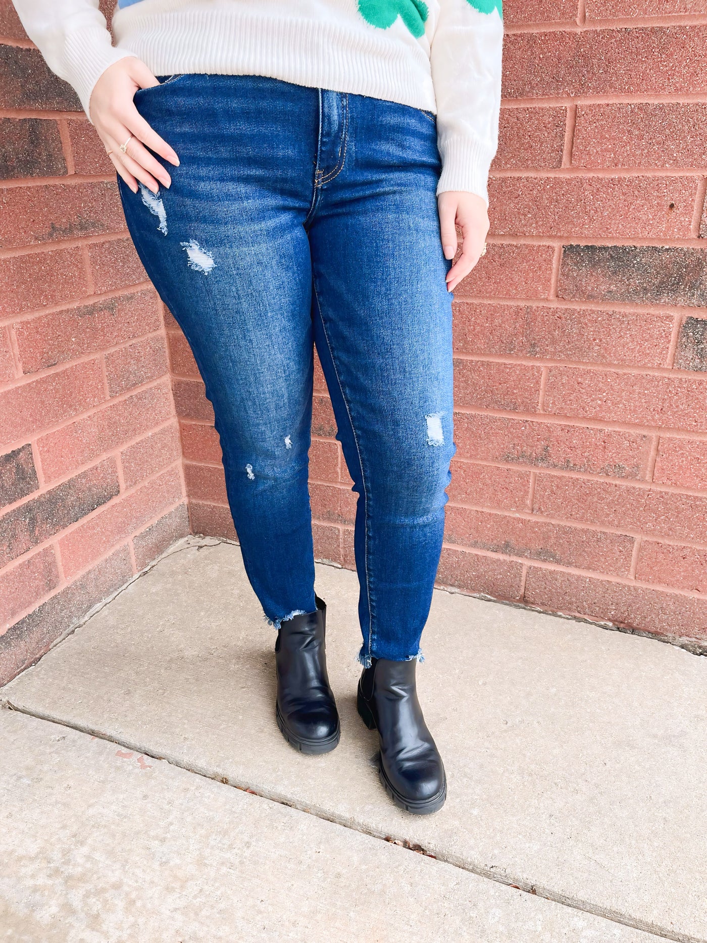 The Perfect Pair Mid-Rise Dark Wash Frayed Skinny Jeans