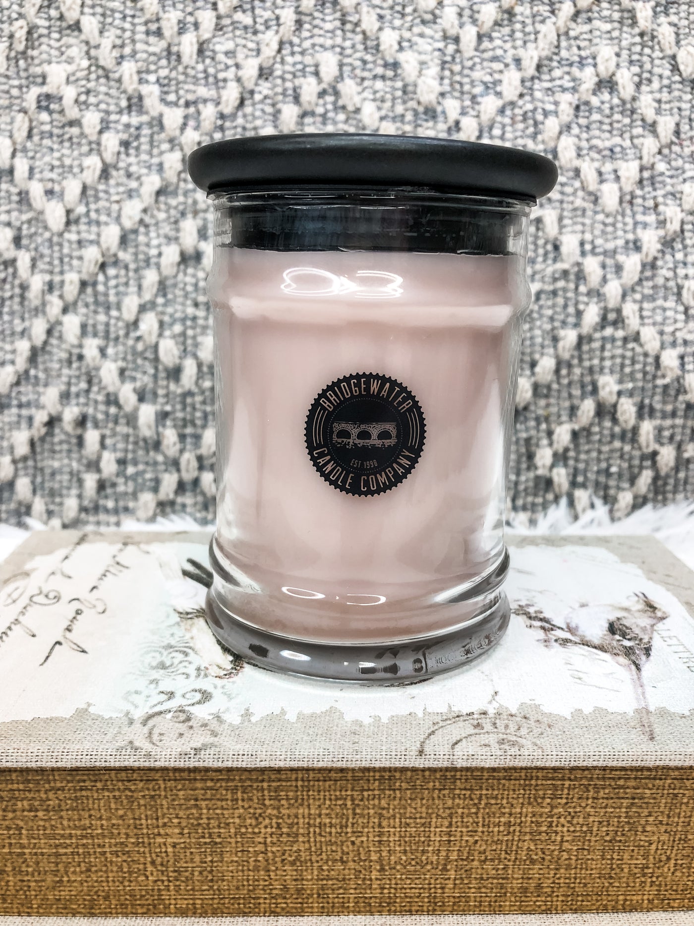 Kiss in the Rain Small Candle 8.8 Oz